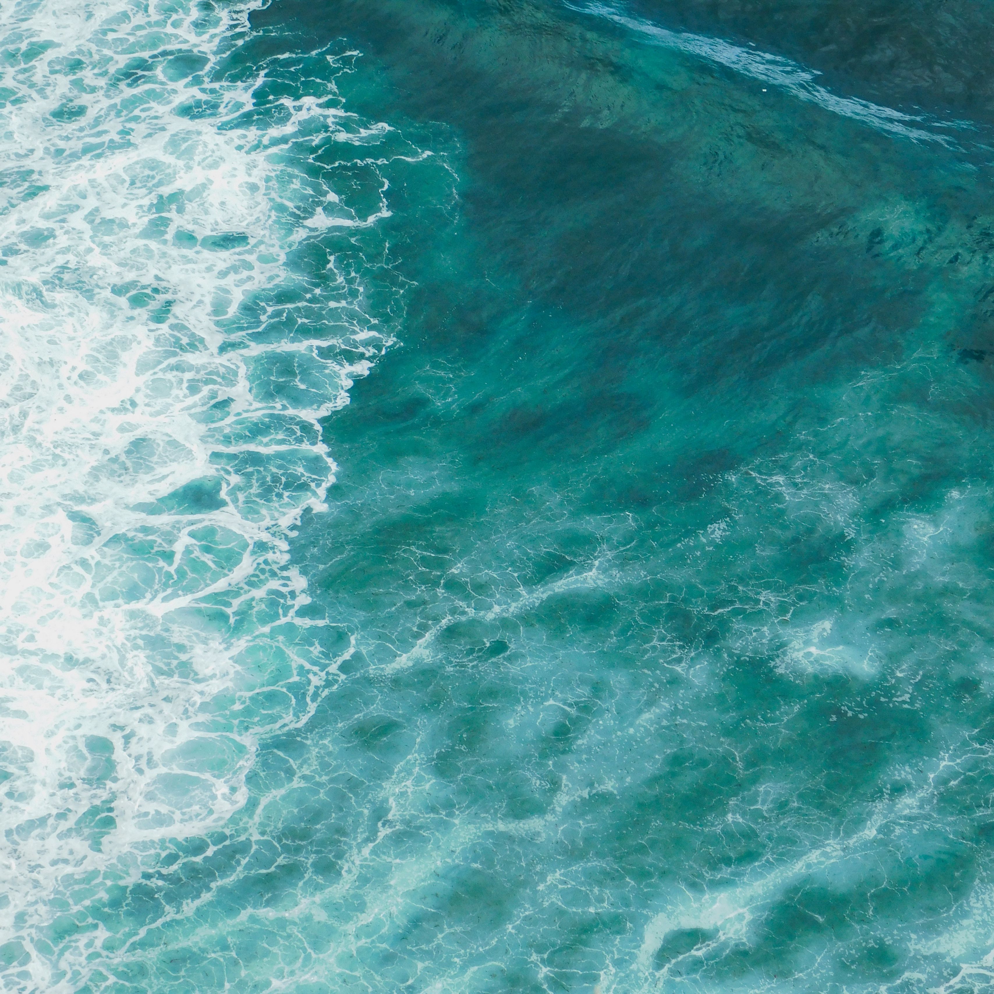 Descargar fondo de pantalla 3415x3415 mar, ola, superficie, agua, azul